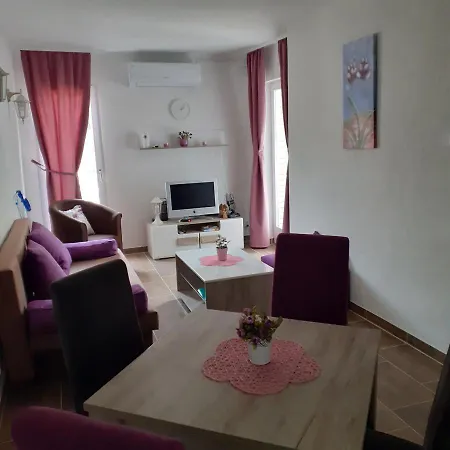 Lejlighed Lana, Jezero